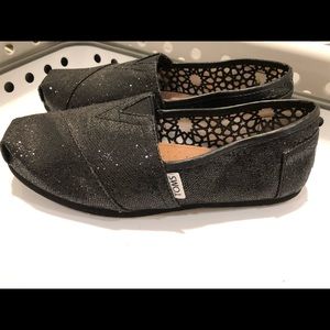 TOMS Black Glitter, Size 8